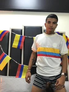 JustinOrtiz_ kullanıcısının 💛💙❤ albümü -  2 fotoğraf