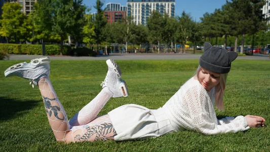 RanyThomson's photo