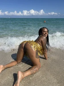 HypnoticHazelL Public Bilde 6