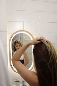 Iren Iren in a mirror Pic 3