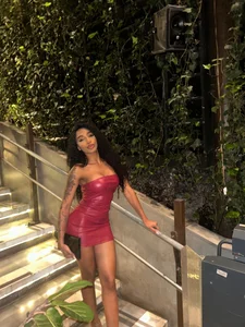 angelessmith1 Do you like my dress? Pic 3