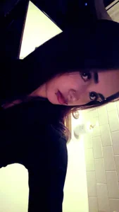 SophieSkyeX Public Foto