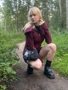KoriMelon 🌲🍉 Lost in the forest with you Pic 3