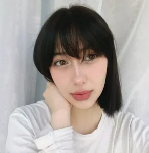 JuleeSamec do you want to be close to me?  3. fénykép