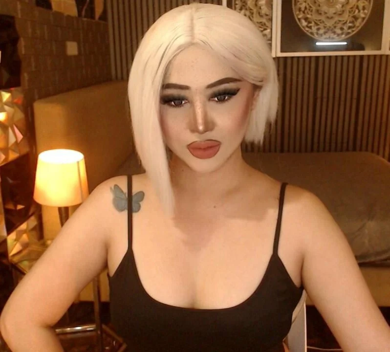 OliviaJones18 Poză populară 5252