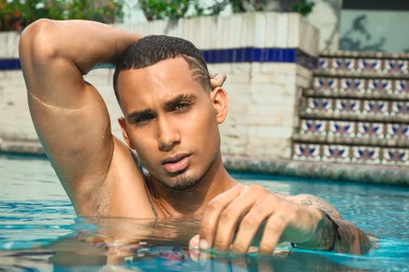 MagnusFrost Public Foto 3