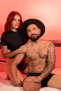 DanteAndVictoria kullanıcısının Your Favorite couple albümü -  4 fotoğraf