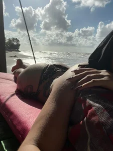 MissCharlottte_18 My body Pic 2