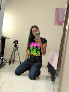 anny_kiut Public Pic 4