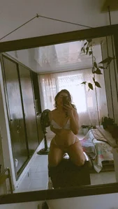 AniaBowie Public Pic