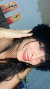 Mia_Clay1 Public Hình 3