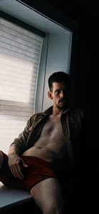 RomanPleaser Public Pic 3