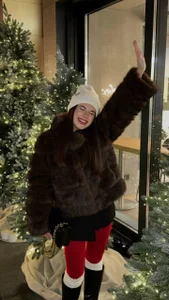 MoonriseGoddess Winter Vibes ❄️🎄 Immagine  4