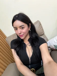 CherryBlossomYu Public Pic 2