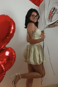 Love,balloons and flowers od Lucy_boobss  9 snímek