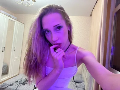 Emmarayder my selfies😜🤗 Pic 3