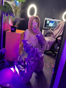 uwu_Foxy_uwu Public Pic 2