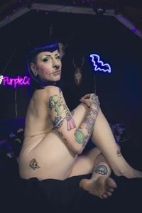 Purple_Coffin666 Sexy Purple wartet auf dich 💜 (Photos by pixtub) Immagine  3