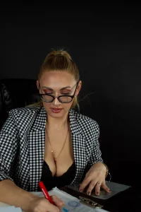 IsabellaDeRosa In the office зображення 2