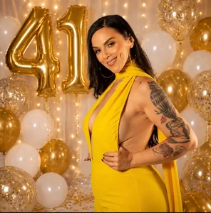 Alijohansonn AUGUST 10 - MY BIRTHDAY 🎉🎂🎁❤ Foto