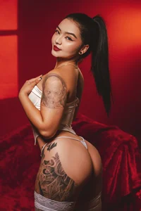 Rae_Song Public зображення