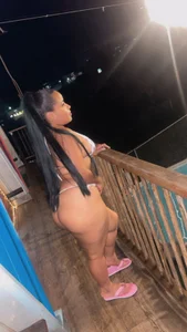 Public de EbonnyMeller  2 Imagens