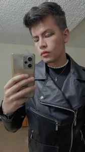 nicolatinboy Just Nico টি ছবি