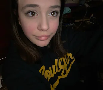 CanabebeBev Public Pic 4