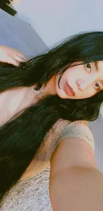 aleya_blissのWaiting for you 🥴の 3枚の写真