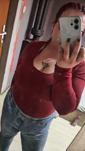 XxCherryMilfxX Public Immagine  4