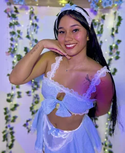 liaa_swan Your favorite doll💙 Pic 3