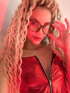 mia_silkk Soft rebellion Poză 5