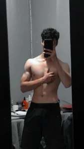 DANIEL_Hot777 Public Pic 6