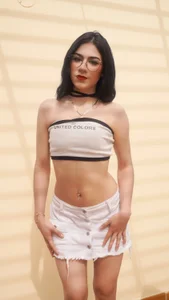 wet_kiiss MISTERIOUS GIRL - {count, plural, one {תמונה אחת} two {שתי תמונות} many {# תמונות} other {# תמונות}}