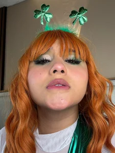 AvyMiltonの🌈🍀🌈🍀の 2枚の写真