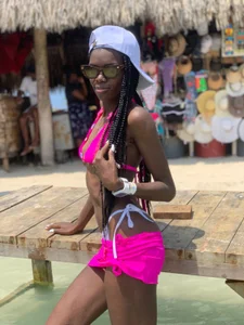 a memory in the beach od bonieklent  snímek