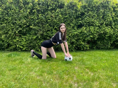 MilaLick Your favorite football fan Poză 5