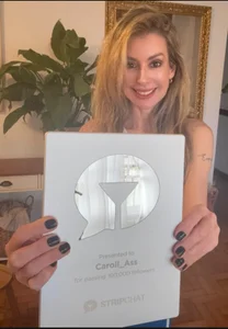 Caroll_Ass Thanks to the fans, followers, friends, and Stripchat for another achievement! Pic