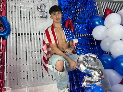 Happy Independence Day❤️ od Steev_Novoa  5 snímek