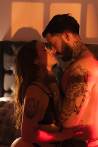AlliceAndMalickSexy couple Bild