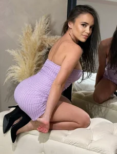 KateReevah Public зображення 6