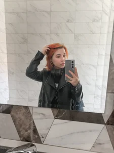 RavenVespera photos in the mirror Poză 3