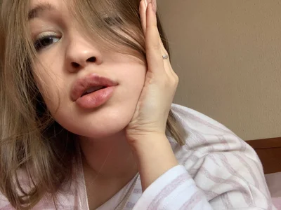 PlayfulMelly Public Billede 3