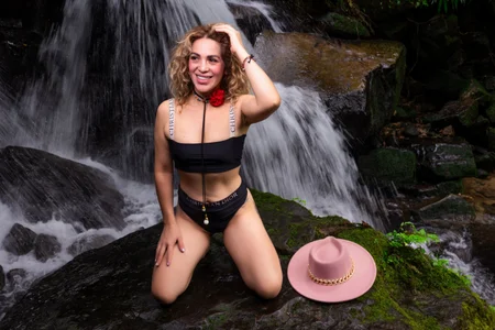 erotik_lady One day in the field Foto 4