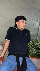 sebascuterouss Public รูป  3