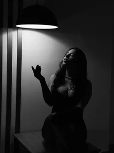 KatieStonne LADY IN BLACK Pic