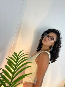 CurlyMeryJane Public Hình 2