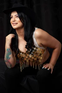 Deepselena8のSEXY COWGIRLの 5枚の写真