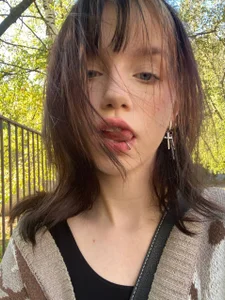 ruby_dallos Just me^^  5. fénykép