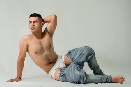 ThiagoCastelli Hello Pic